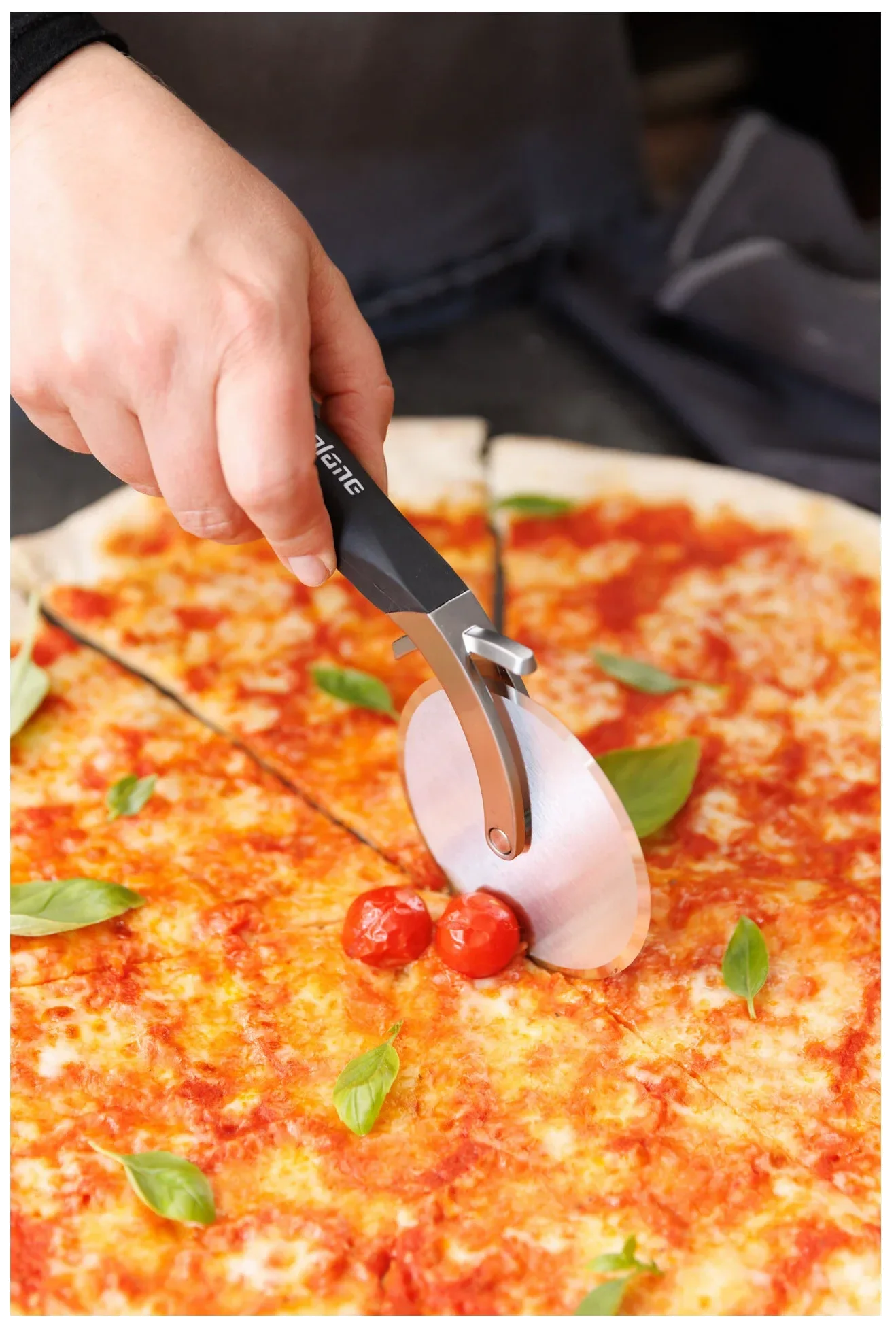 MICROPLANENóż do pizzy SPECIALTY 2w1