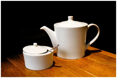 FINE DINE Cukiernica z pokrywką 220 ml / RAK PORCELAIN