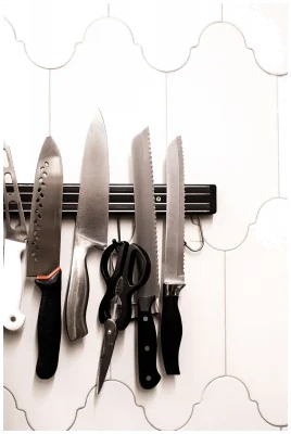 TOMGAST Nóż japoński santoku perforowany PRIMELINE dł. 19 cm