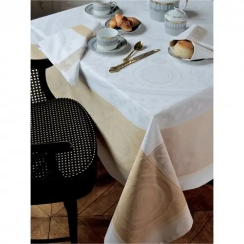 Obrus IMPERATRICE złoty 172 x 252 cm / GARNIER THIEBAUT